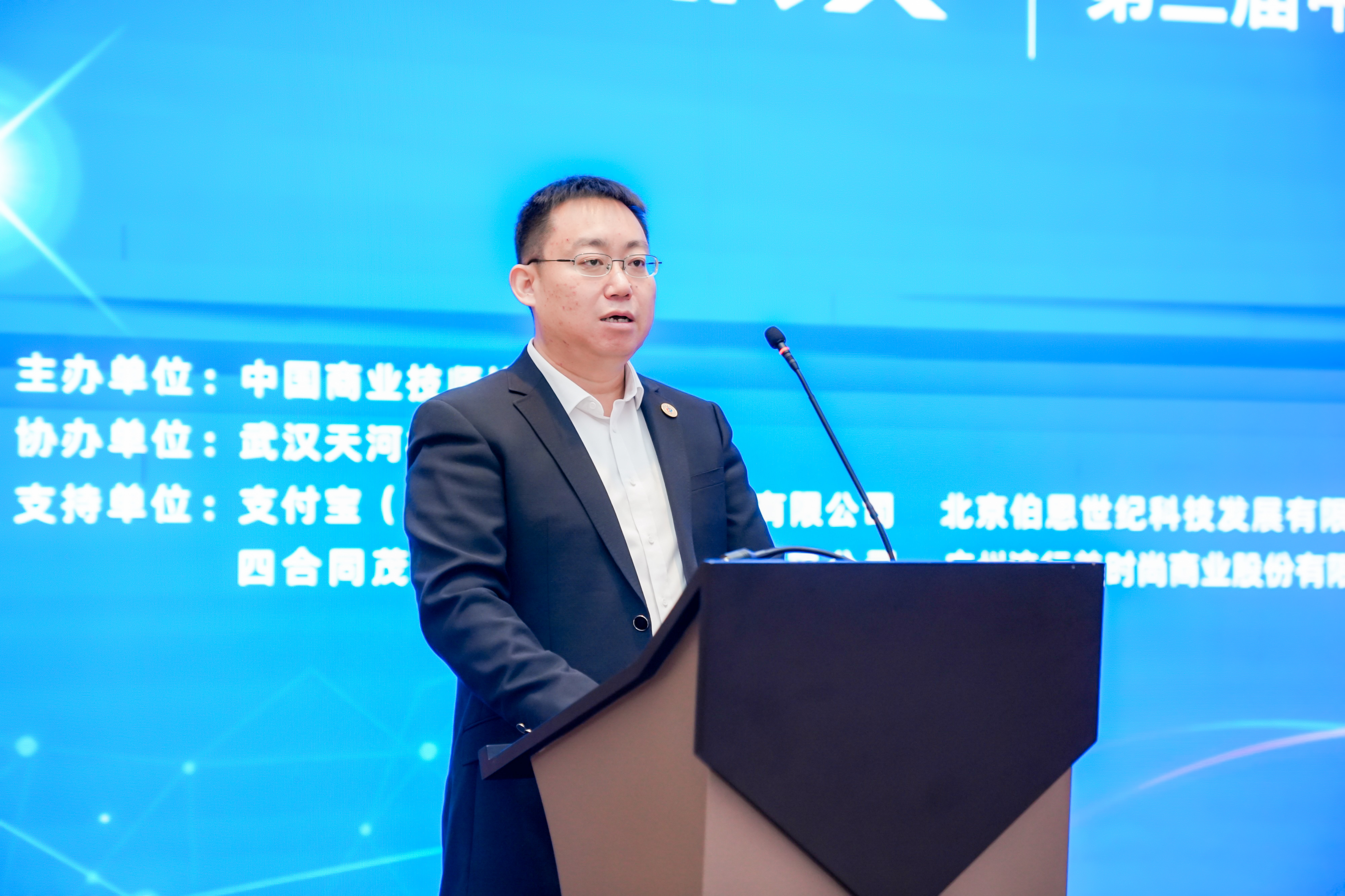 1765889237668934.jpg 1765889237668934.jpg