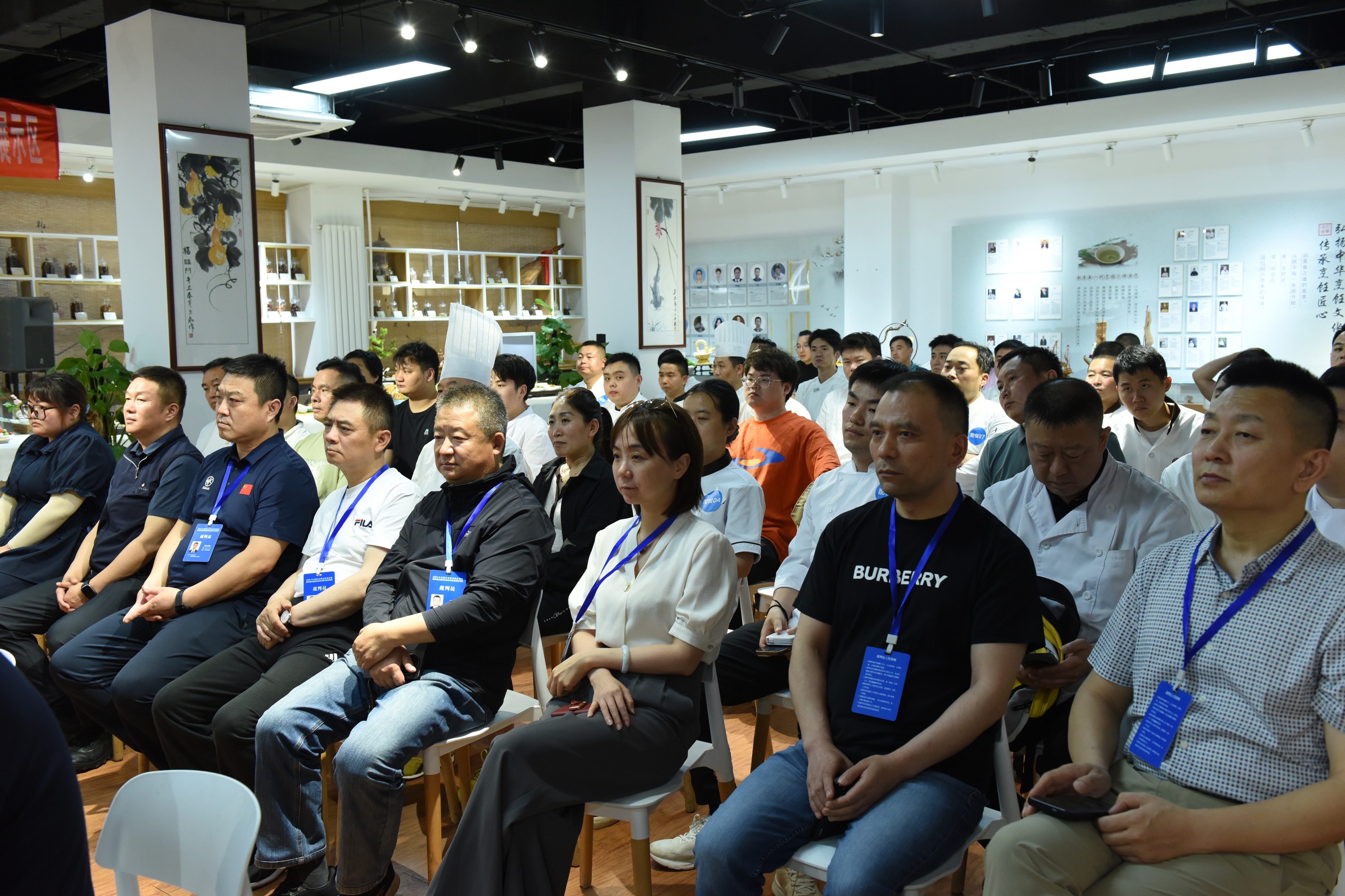 这场营养配餐员竞赛汇集了京城诸多高校的大厨们